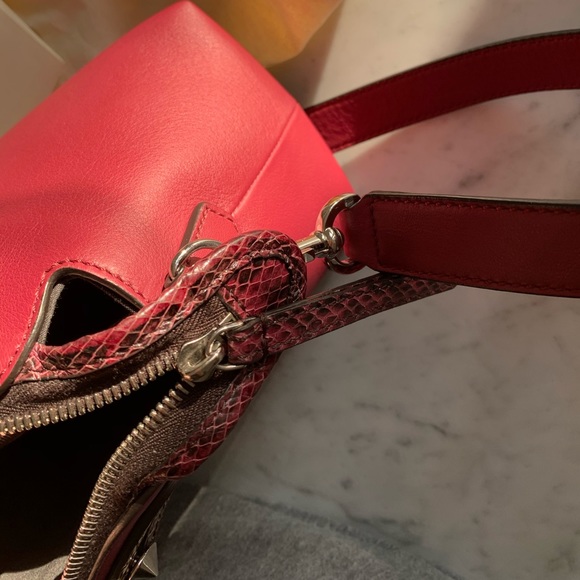 ❌SOLDto fashionphile❌Fendi By the way with snakeskin satchel - Picture 8 of 15